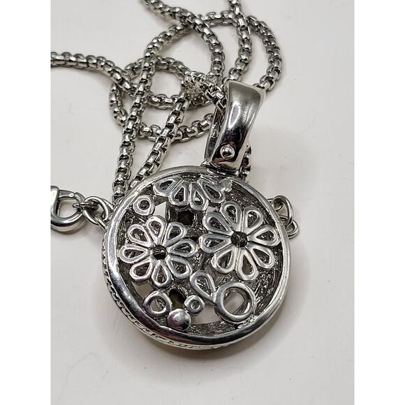 Vintage Two-Tone Pendant Necklace w/ Clear Stones & Adjustable Chain - Picture 9 of 11